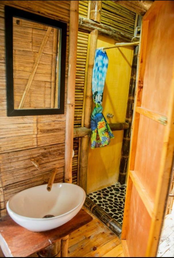 Hotel Guatape Adrianas Bambu Екстер'єр фото
