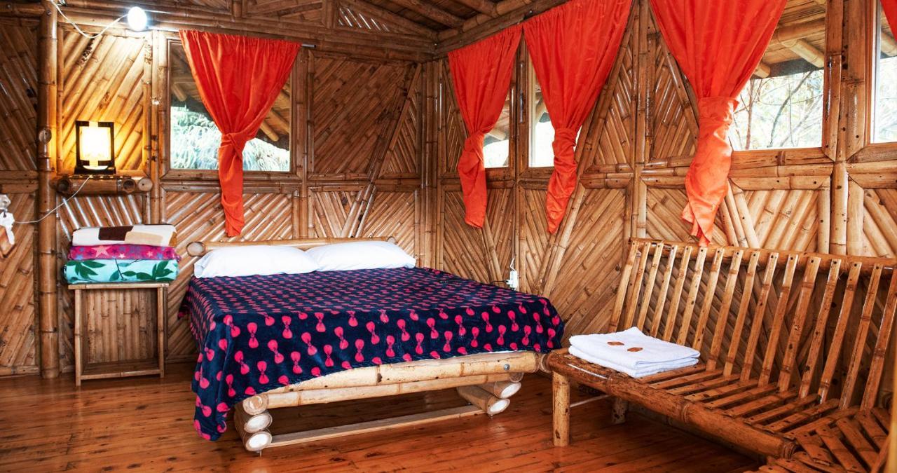 Hotel Guatape Adrianas Bambu Екстер'єр фото