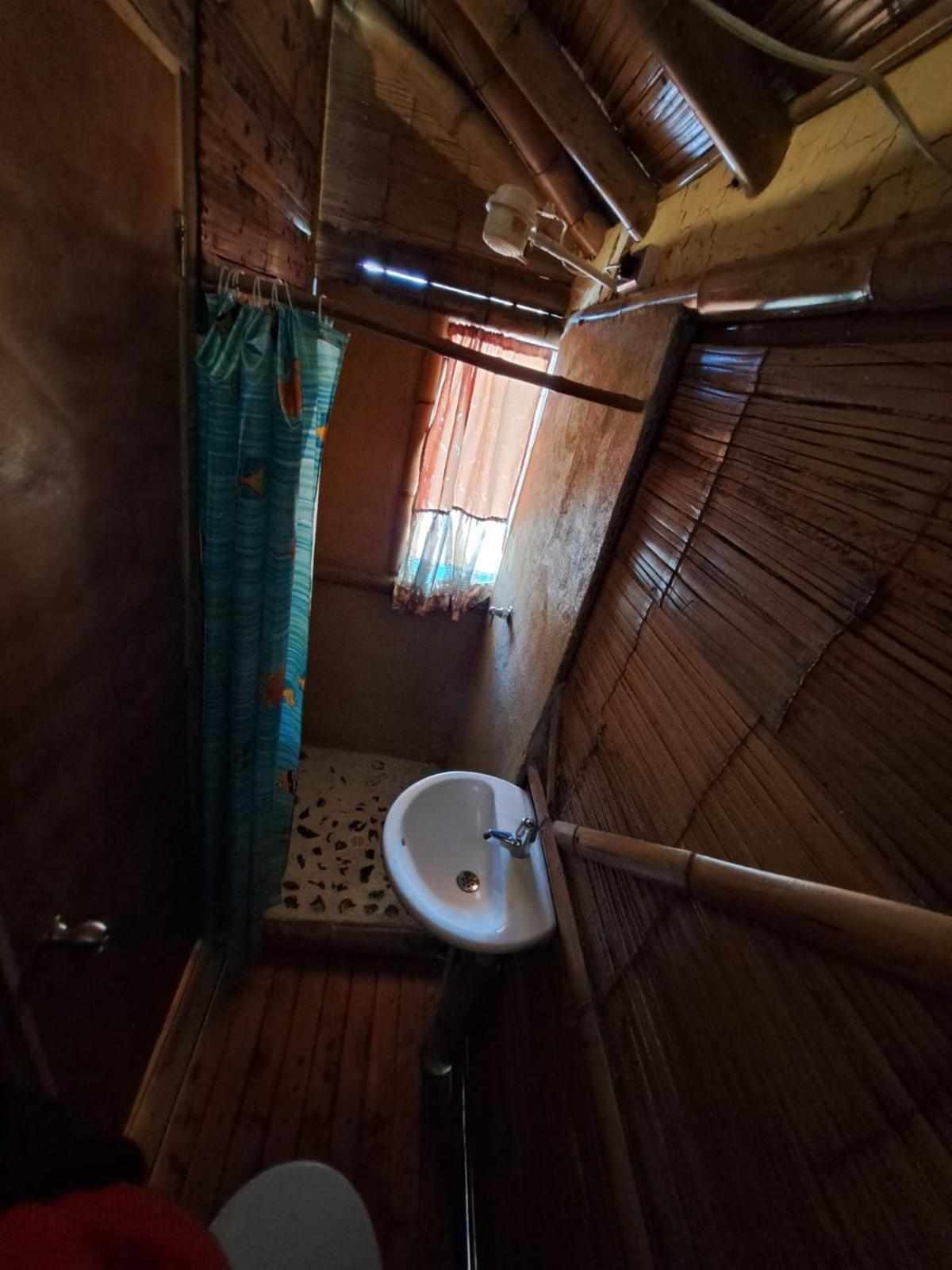 Hotel Guatape Adrianas Bambu Екстер'єр фото
