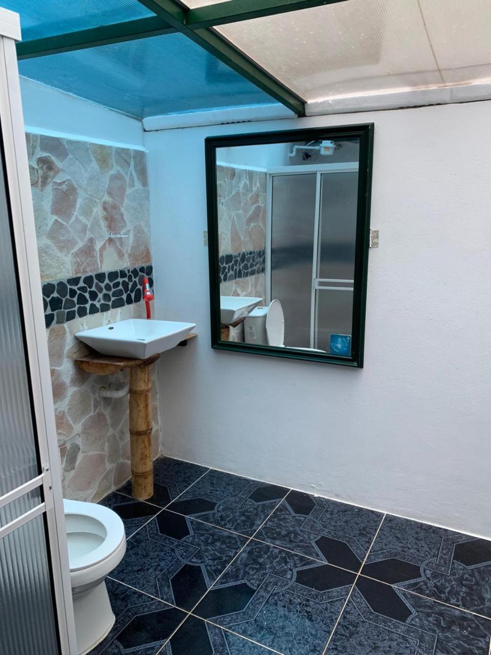 Hotel Guatape Adrianas Bambu Екстер'єр фото